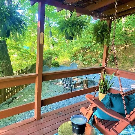 Hemlock Hideaway Διαμέρισμα Maggie Valley Εξωτερικό φωτογραφία