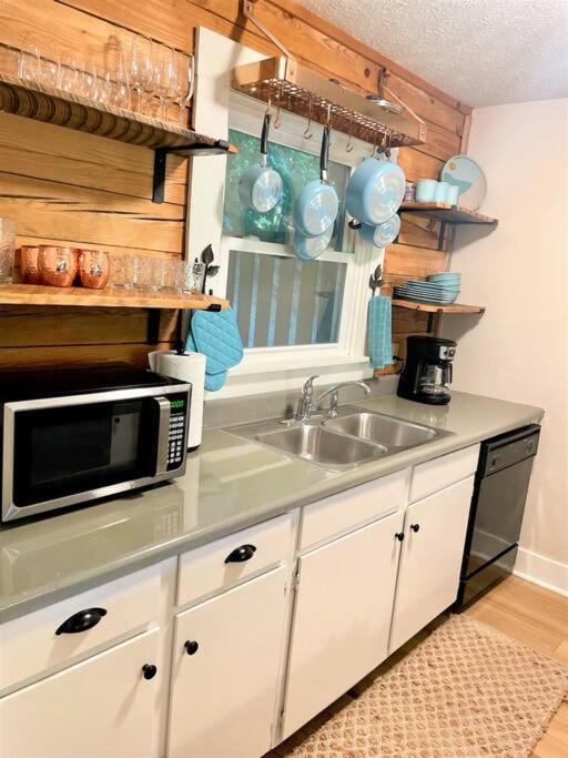Hemlock Hideaway Διαμέρισμα Maggie Valley Εξωτερικό φωτογραφία